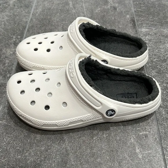 Crocs Classic Lined Clog - Unisex - Picture 4 of 8